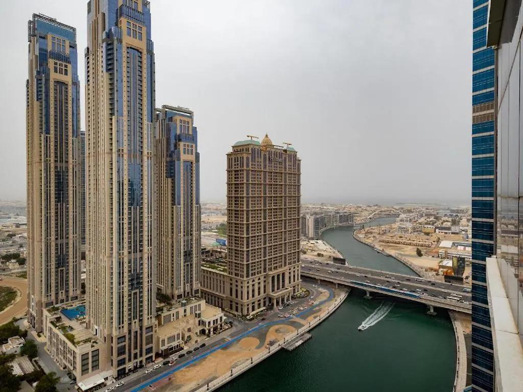 Court Tower Villa Dubai Semesterbostad
